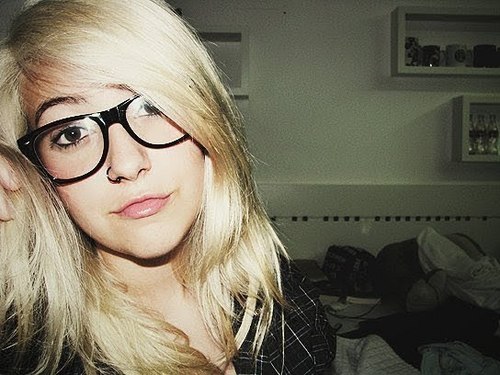 Hackeada 3x , não tenho #sorte . Follow-me ? *_* sigo de volta s22