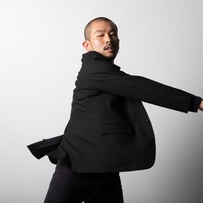 ●Dancer・インストラクター・療育士・ベビーシッター●Co.山田うん ●特支学校、病院(院内学級 )、福祉施設、事業所、で病気や障がいを抱えた子どもたちへダンスWSをしています。●特撮ヒーロー好き。