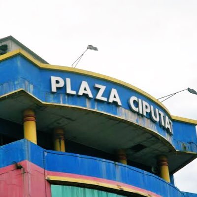 Info seputar Ciputat dan sekitarnya. 200 warga Ciputat pertama akan difollow back.