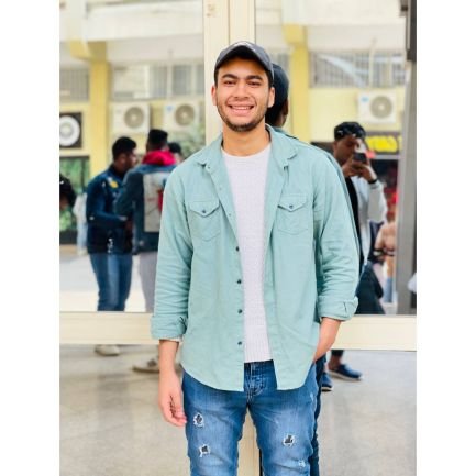 17sana🙏
قطعت علاقتي بحب الناس💔
zmalek💙💙🌹
من قال لك ان الاهلي فوق الجميع فقل لهم ان الجميع تحت اقدام الزمالك🔥💥💙