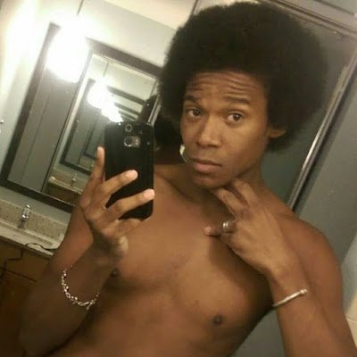 tretrefab1985's profile picture. 