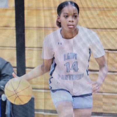 •Yazoo County Highschool•  •Class of 2025•  •5’7 shooting guard⛹️‍♀️• kamilliajones06@gmail.com