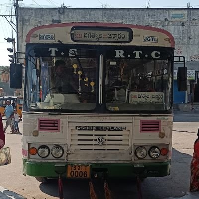 Tsrtc_buslover's profile picture. ఎక్కడి స్త్రీలు గౌరవింపబడుతారో అక్కడ సర్వ దేవతలు కొలువై ఉంటారు.
స్త్రీలను గౌరవించండి.____

మీకు ఇక్కడ దాదాపు అన్ని డిపోల బస్సు సమయాలు లభించును
WE FOR THE PEOPLE