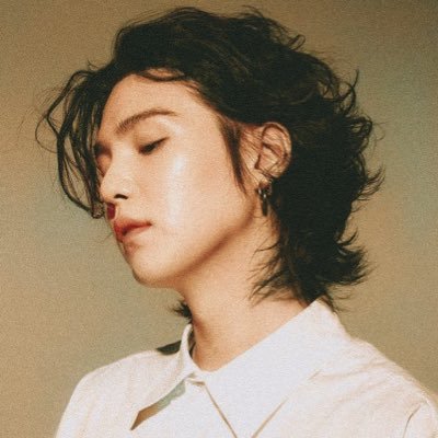 GeminiJimin_'s profile picture. 𝙇𝙞𝙠𝙚 𝘿𝙞𝙤𝙣𝙮𝙨𝙪𝙨, 𝙙𝙧𝙞𝙣𝙠 𝙞𝙣 𝙤𝙣𝙚 𝙝𝙖𝙣𝙙, 𝙩𝙝𝙮𝙧𝙨𝙪𝙨 𝙤𝙣 𝙩𝙝𝙚 𝙤𝙩𝙝𝙚𝙧. 🇲🇽 27💙