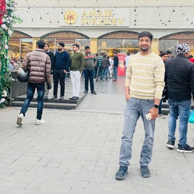 Abhshek_Singh0's profile picture. correspondent @dainikkhabarlive
video journalist @jk24×7news
 correspondent @khabarTodayNews former reporter @TV100 news