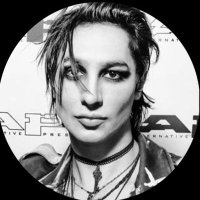 Neen(@NeenFeverDream) 's Twitter Profile Photo