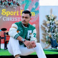 Shwe Nyi (@snnyi2) 's Twitter Profile