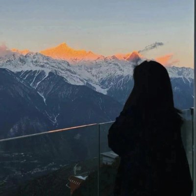 Spinach_zc's profile picture. It's time to start living the life you've imagined.🌙🌙