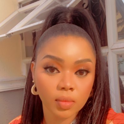 EmelieVivian's profile picture. To thine own self be TRUE🤍.