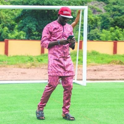 A socialist (Member Democratic Socialist Movement), Digital Comms, media Consultant & Creative Writer..#DevelopwithSmallAlhaji