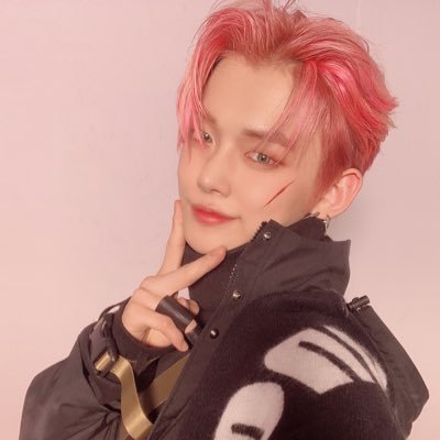 ults: txt, bts, ive, le sserafim, nwjns and hiyyih | ifb if you stan any of my favs