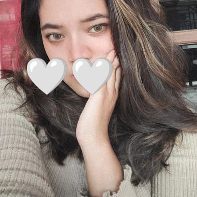 tnjiaaaya's profile picture. 