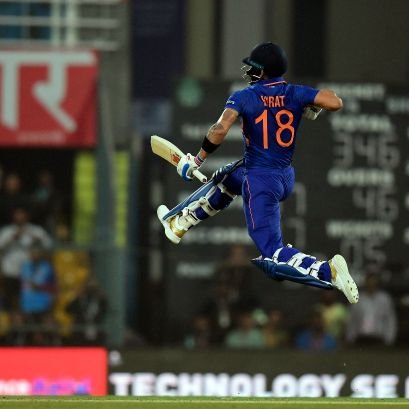 tomboybunnny_18's profile picture. Cheers 🥂