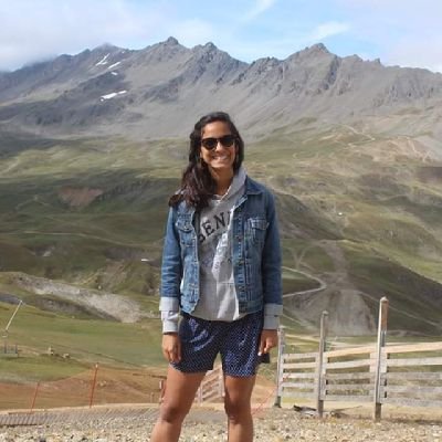 LunaMathica's profile picture. 