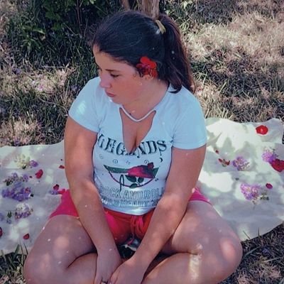 eckerlebem's profile picture. A FELICIDADE NUNCA SAI DE MODA