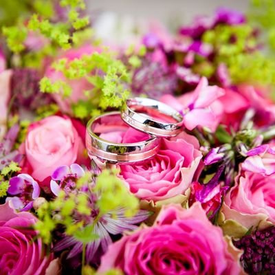 UxcuTXm57W6cdBy's profile picture. 