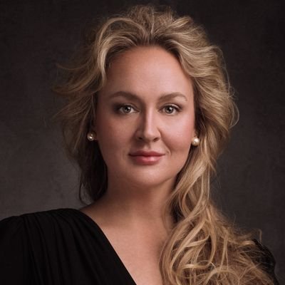 frkteige's profile picture. Norwegian soprano ⚜️
Hilbert Artists Management GmbH