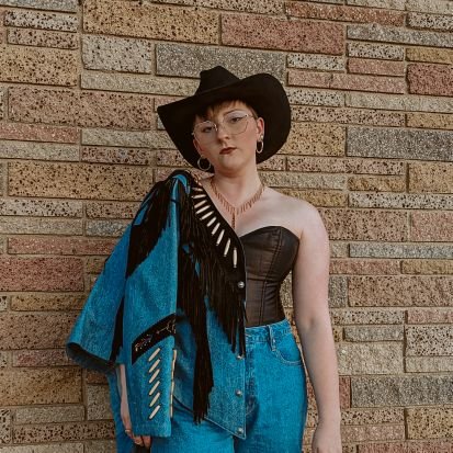 modern & vintage western fashion for the horse girls 🌴🐂🌊🐎