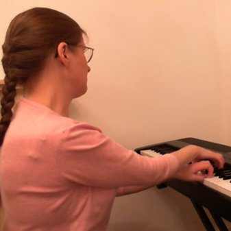 Classically trained musician, enjoy playing and arranging by ear, keen to help others in music journey.
https://t.co/9MfmlsWnDk