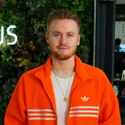 Ex-web3 consultant, now diving deep into the world of German tech 🌎
Hmu up for chats around the German tech market & trends (or football..)