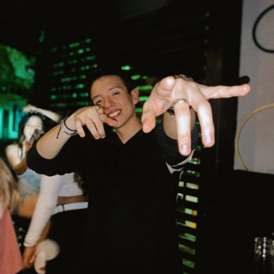 cesarchaconz's profile picture. https://t.co/8CjbNjYLnk