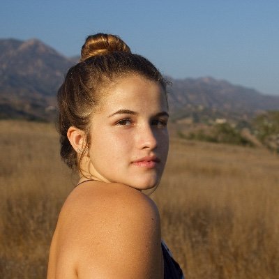 contentbylolo's profile picture. I help outdoor + health conscious brands generate lifelong customers ♡
Lets chat! contentbylolo@gmail.com