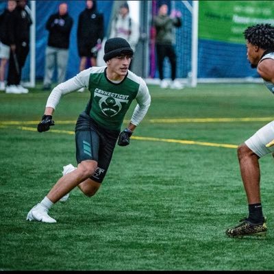 6’0 190 | Class Of ‘23 SLOT/OLB | Georgia Storm Prep | 4.68 40 yd dash | 1x Second Team Division III All Division OLB | legacy ct green | 205 bench | 360 squat