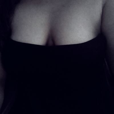 Chilena con muchas curvas para mostrar, venta de contenido por dm
Si tienes Fetiche de pies y manos, aqui puedo ofrecerte varias fotos
+18