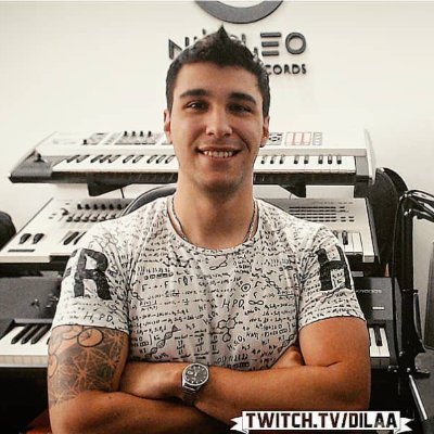 Habitante del Sacro Imperio Argentino.
Productor de Música. Lic. en Marketing.
32 años. Buenos Aires, Argentina