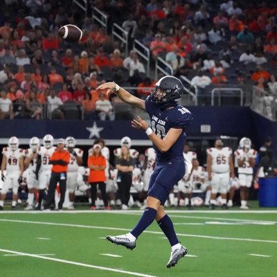 Lone Star High School QB - 6’3” 200 lb- Lone Star Baseball INF/OF/RHP - GPA- 3.9 (weighted GPA- 4.75) NCAA ID: #2206585596  https://t.co/9eZO4JcIxj