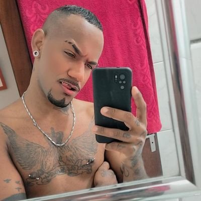 BrunoDi25405584's profile picture. 😜 apelido têm 😏 ♊Geminiano 📍 Ibirité 😍 Pai de pets 😍 🐶 HERA & THOR 🦜 LOLA 🐢 MALÉVOLA 🎂17/06