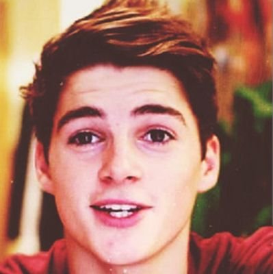 Hi Drake Joaquin, or just simply call me Dacks or DAKS for short. Identical twin brother of Darwin Joachim. Residing in Paranaque. Born and raised in Makati.