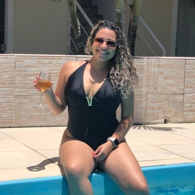 _SantanaGabi's profile picture. ES📍 24 primaveras🌼 Ariana ♈ Administração 💻 Abençoada demais pra reclamar♥️🌺🙏🏻