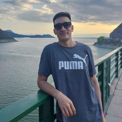 - 28
- Taurino
-Antoniano hasta que me muera
- Si sos honesto y fiel la gente se te enamora.
💙🤍🤎