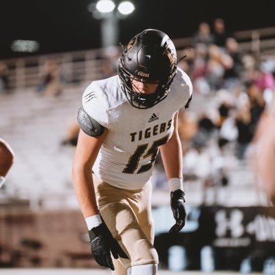 Broken Arrow HS | C/O 2024 | 6’4 230lb | 🏈 - OLB I ⚾️ - P, C, 3B | 3.75 GPA I 4.64 40