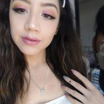 BrendaE76624's profile picture. 