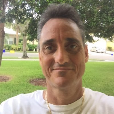 steelthunder4's profile picture. Pittsburgh Born🥶 Florida Raised🌞🏄🏻‍♂️❤️Animals🐶🐬🐊🚔🚓#OnPatrolLive 🚫DM