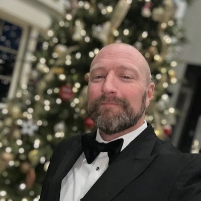 murchison_jay's profile picture. 