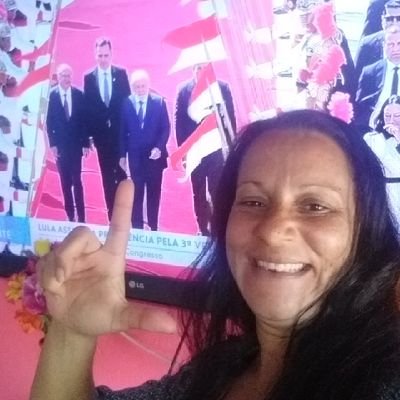 ShellyCSantos's profile picture. 🚩Mãe, profissional de marcenaria, corintiana!!