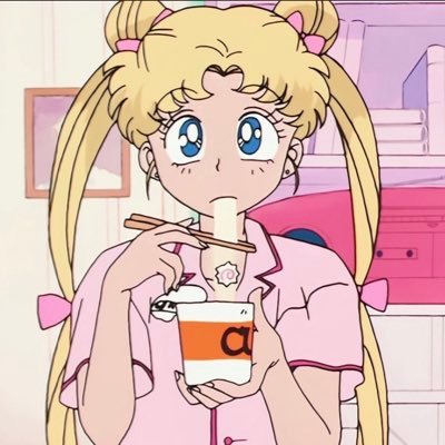 Favi_81's profile picture. 