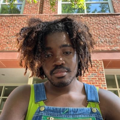 for icebreakers I tell people i’m not interested in anything bc i’m too lazy to think |uva ‘23 |🇯🇲|he/him 🪐