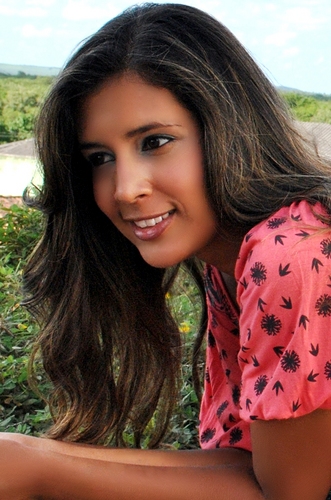 Assessora de Comunicação (Twitteira), estudante de Relações Públicas UFPB, ... um doce!
