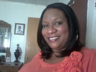 QueenBea51's profile picture. Living that life!