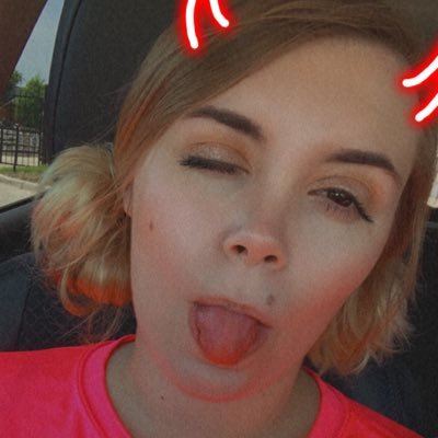 Spookiepiee's profile picture. 