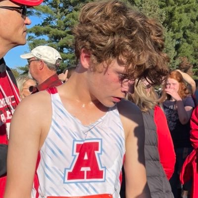 2025 AHS. XC,Track and Field.|5k 16:41|, |1600m 4:40|. |800m 2:09|. |3000m 9:31|. |400m :58| |3200 m 10:03|