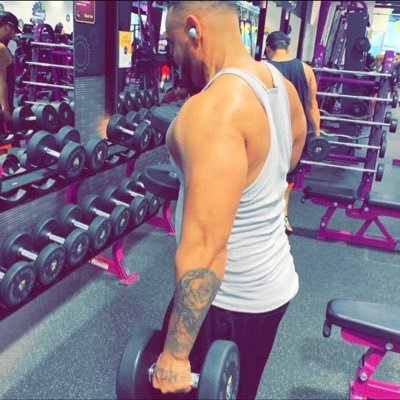 (*FOUNDER OF MYTURF-MUSIC*) iKEEPitREAL iRAP iTALKSHIT iDONTGIVEaFUCK im100 LMAO