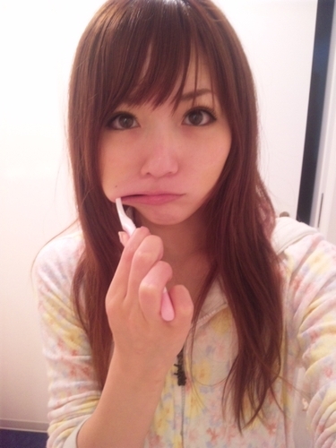 af_haruna's profile picture. 哲学好きです。シュールな会話がドＳっぽいと言われます。そんなこと無いです。
