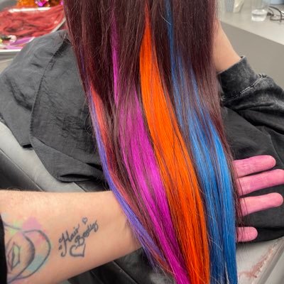 Eileen's Uptown Styles Ilfracombe Official Olaplex Hair salon, passion for bright and crazy colour work. We love Guy Tang and the rock band Queen ❤️(: