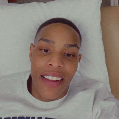 ljboy14's profile picture. 24♊️ | IG:j.wynn._ | 👻~Just ask.