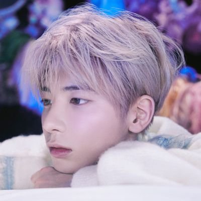 🦊 #TAEJUN: 사랑해형! 응? 사랑해요? 🐿️ · @txt_members #태현 and @cherrybullet #허지원 stan acc + some other ggs · pls read my carrd before you follow! 😾 · 8TEEN! He/Her.